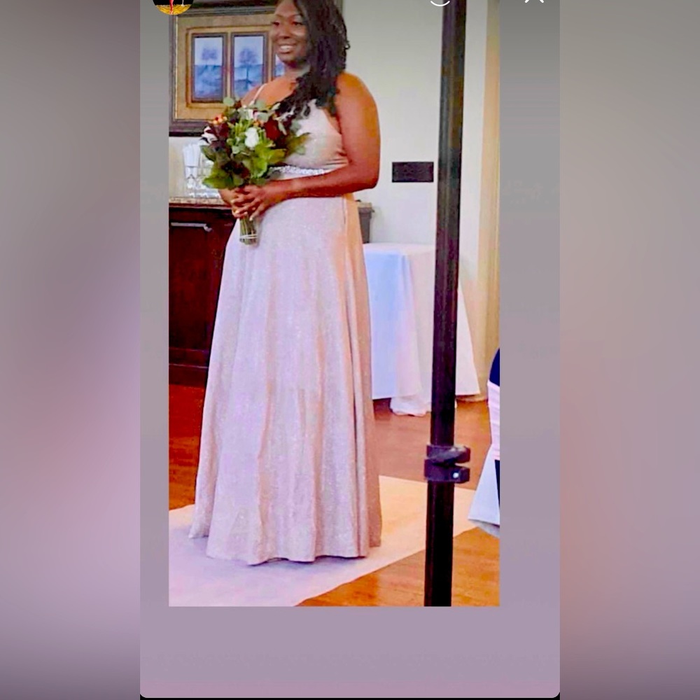 Selling a bridesmaid dress only worn once for a few hours.
